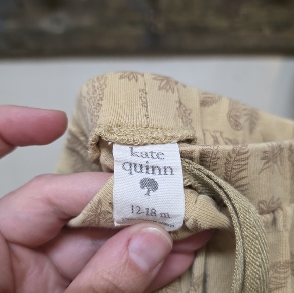 Kate Quinn Bunny Patterned Panda Pants - Picture 4 of 4